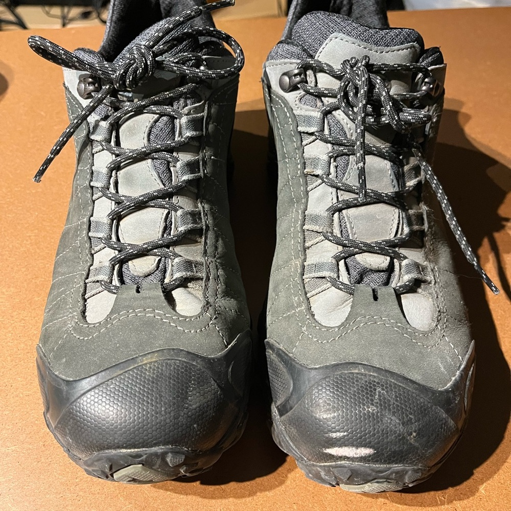 Men's Black and Gray Athletic Shoes